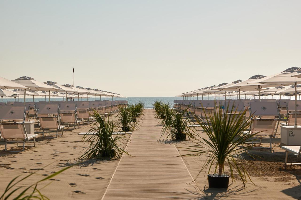 Hotel Saraceno Resort With Private Beach Milano Marittima Ngoại thất bức ảnh