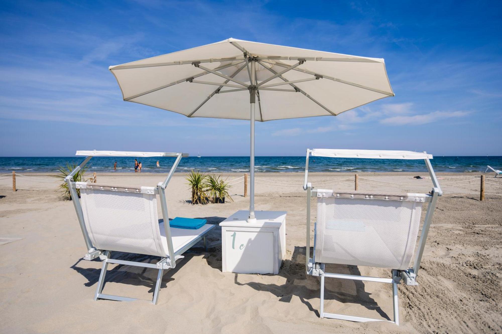 Hotel Saraceno Resort With Private Beach Milano Marittima Ngoại thất bức ảnh