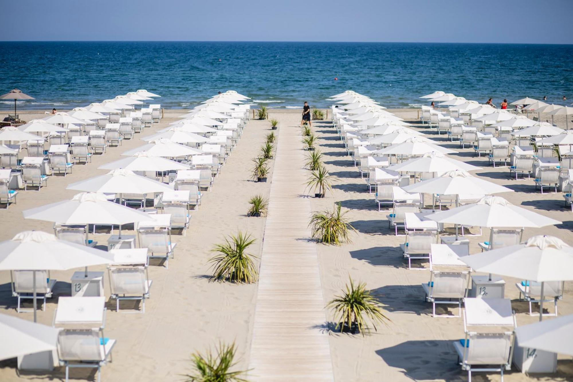 Hotel Saraceno Resort With Private Beach Milano Marittima Ngoại thất bức ảnh